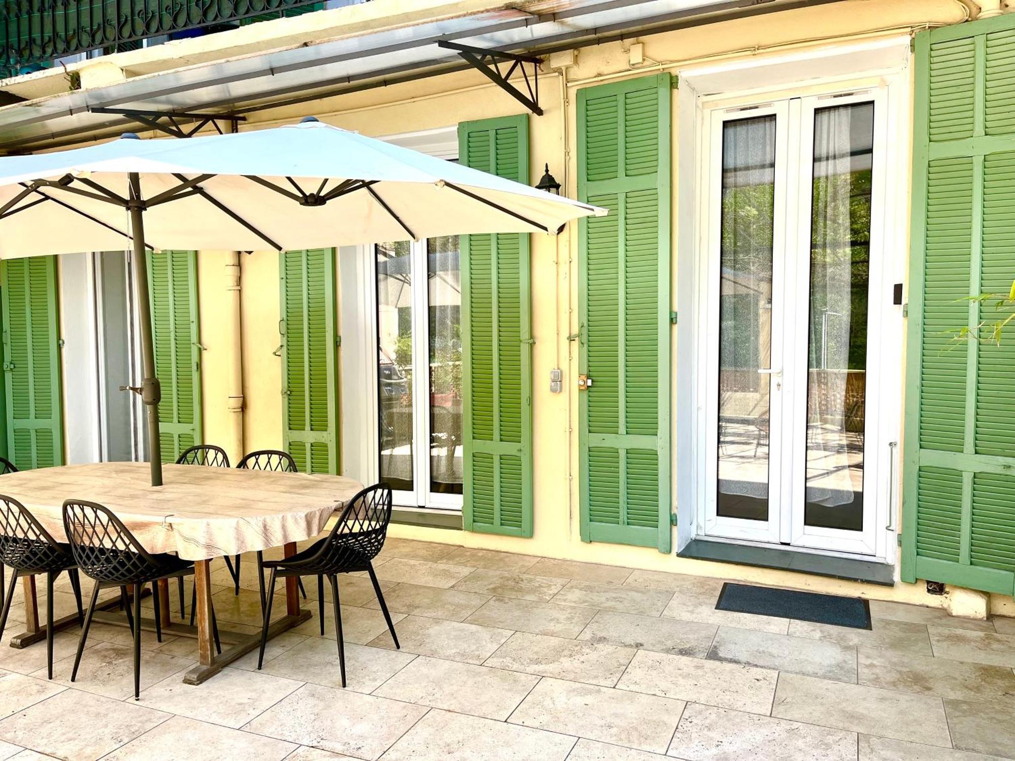 Terrasse Vue *