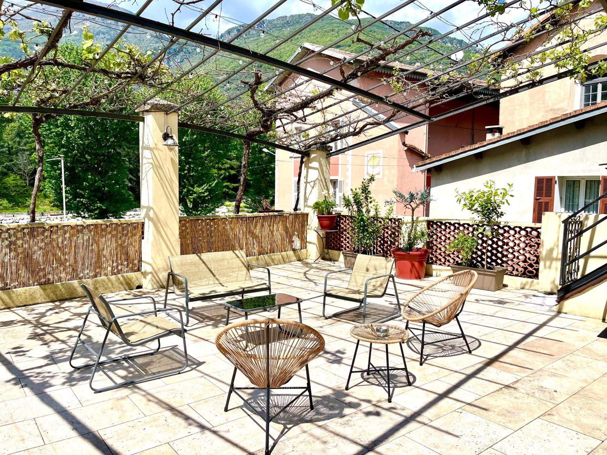 Terrasse Vue * Breil-sur-Roya